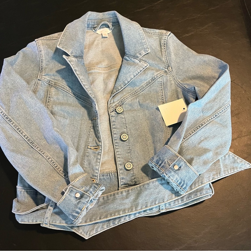 Cropped Denim Jacket